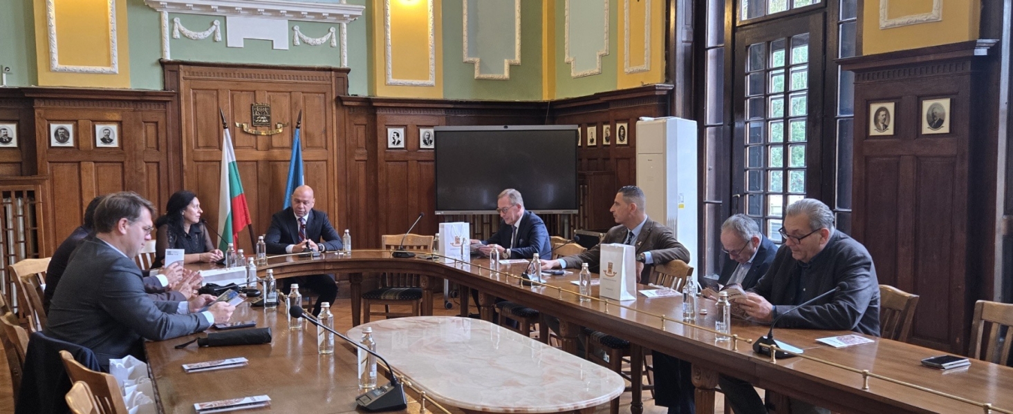 Кметът на Пловдив и член на УС на НСОРБ Костадин Димитров посрещна делегация от френски кметове